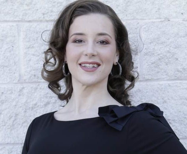 Melissa Burton headshot